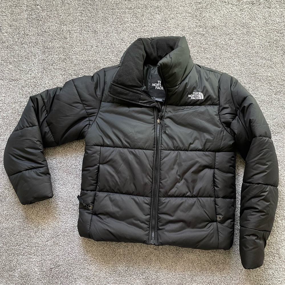 The North Face puffer jacket, black, size S, hardly worn, great condition!